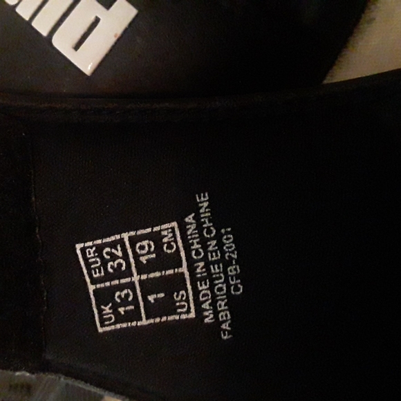 Puma Slides - Picture 6 of 6